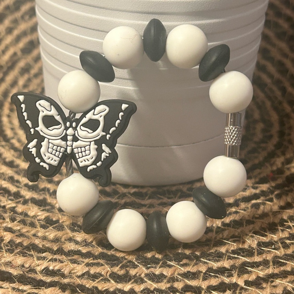 Skull Tumbler Charm